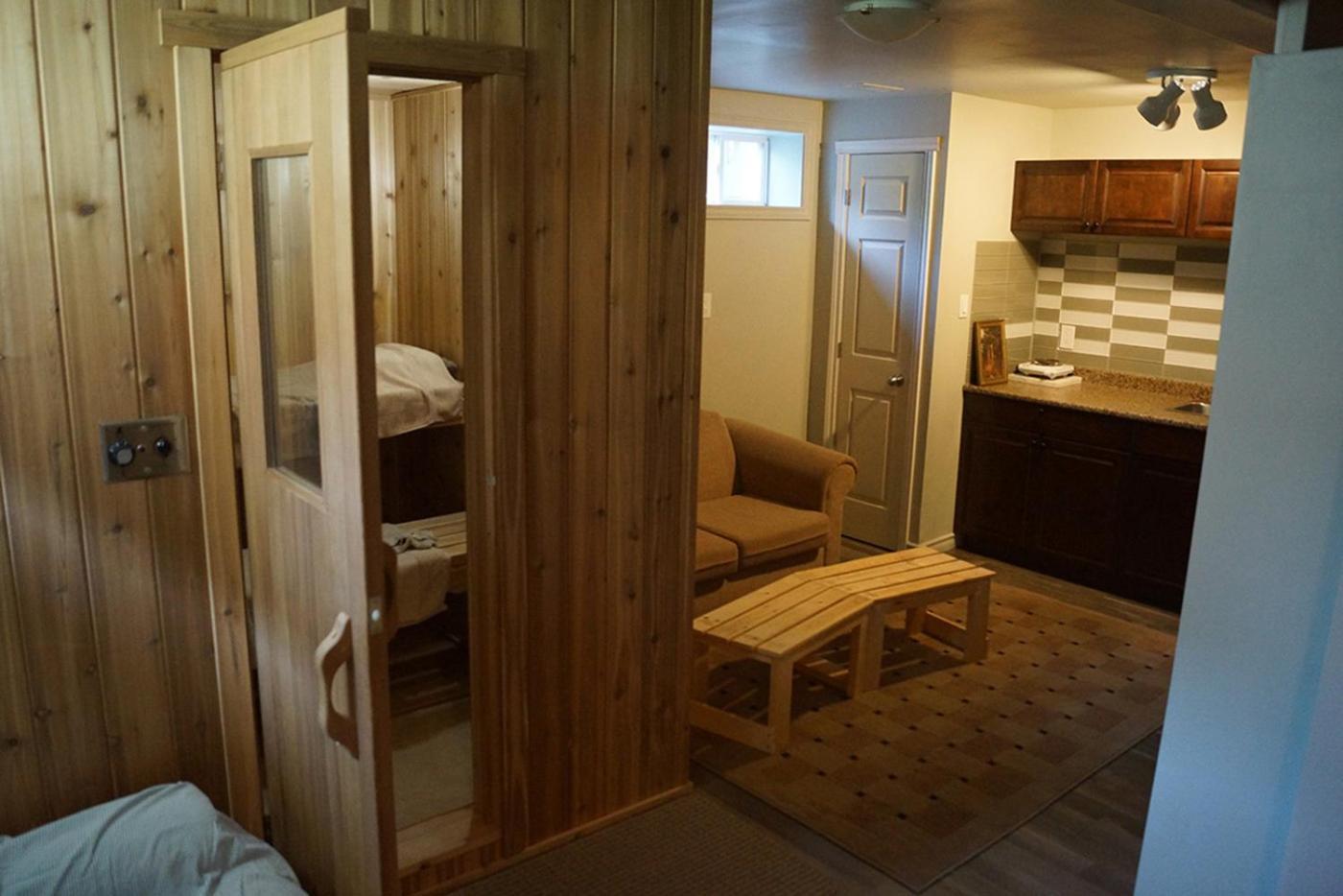 פורט ארי Pelican Guest House. Village Style Living. Spend Vacation Time In Eco Place! מראה חיצוני תמונה